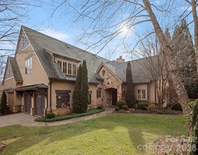 575 Walnut Valley Parkway front