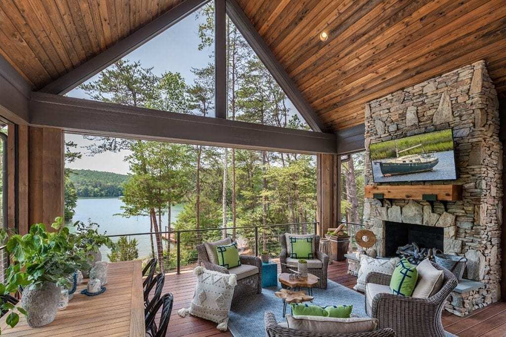 living room in keowee springs