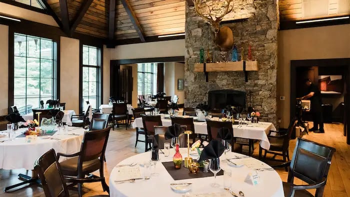 springdale resort dining
