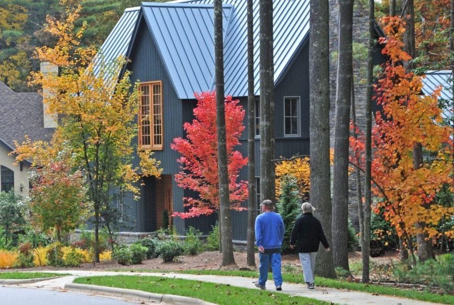 couple walking through the ramble