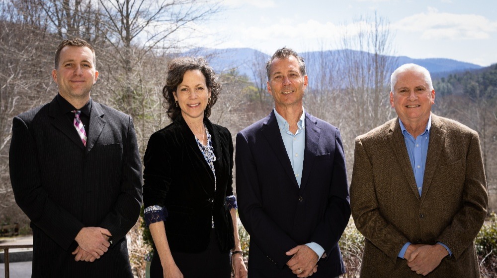 Meet the WC Realty Southcliff Luxury Sales Team