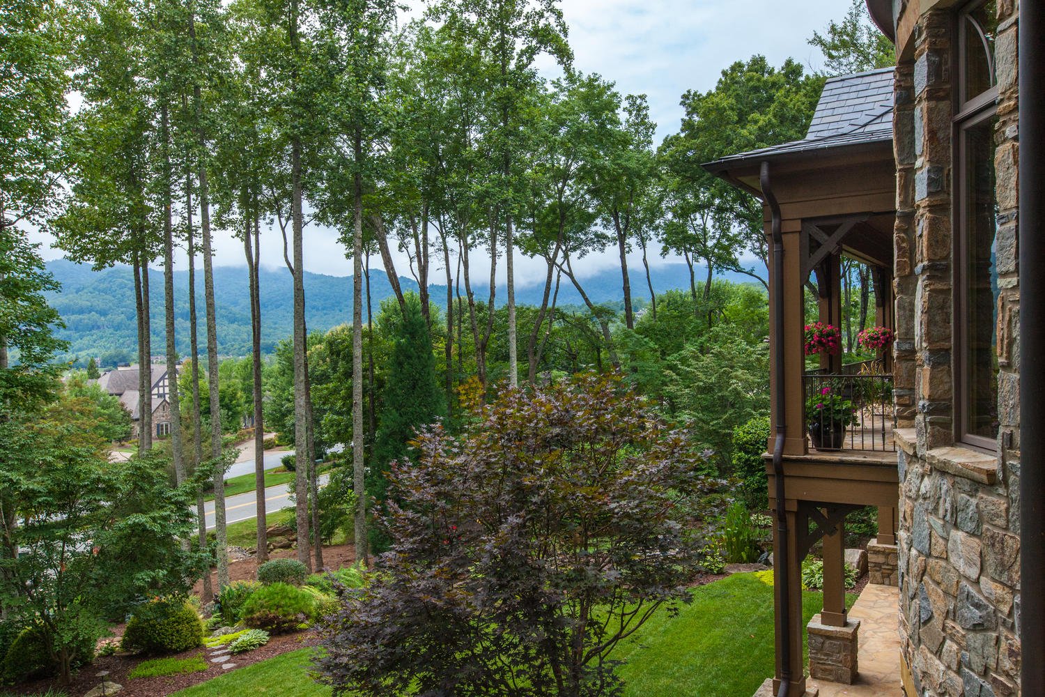 Home Walnut Cove Realty